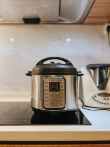 Instant Pot Multi-Cooker (6QT)